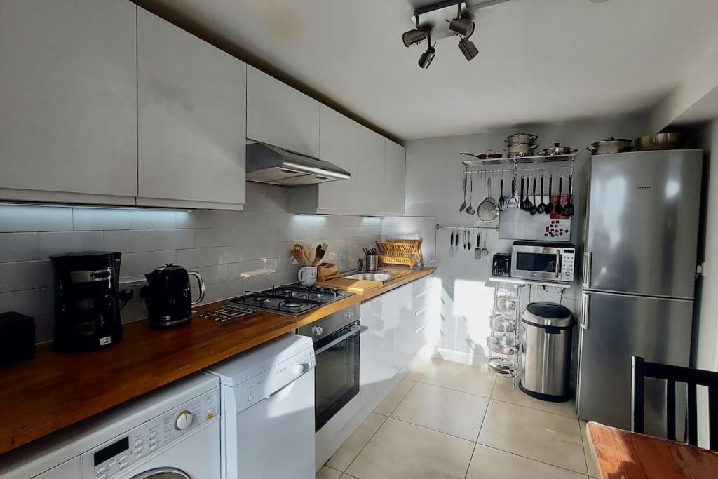 Central Apartment, Kings Cross 6 Mins Walk ロンドン エクステリア 写真